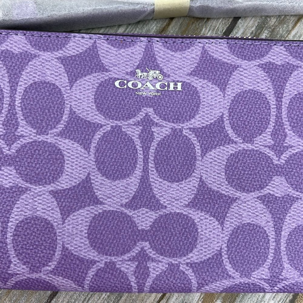 Corner Zip Wristlet In Signature Canvas Silver Iris Wallet Bag Purse - Picture 2 of 6